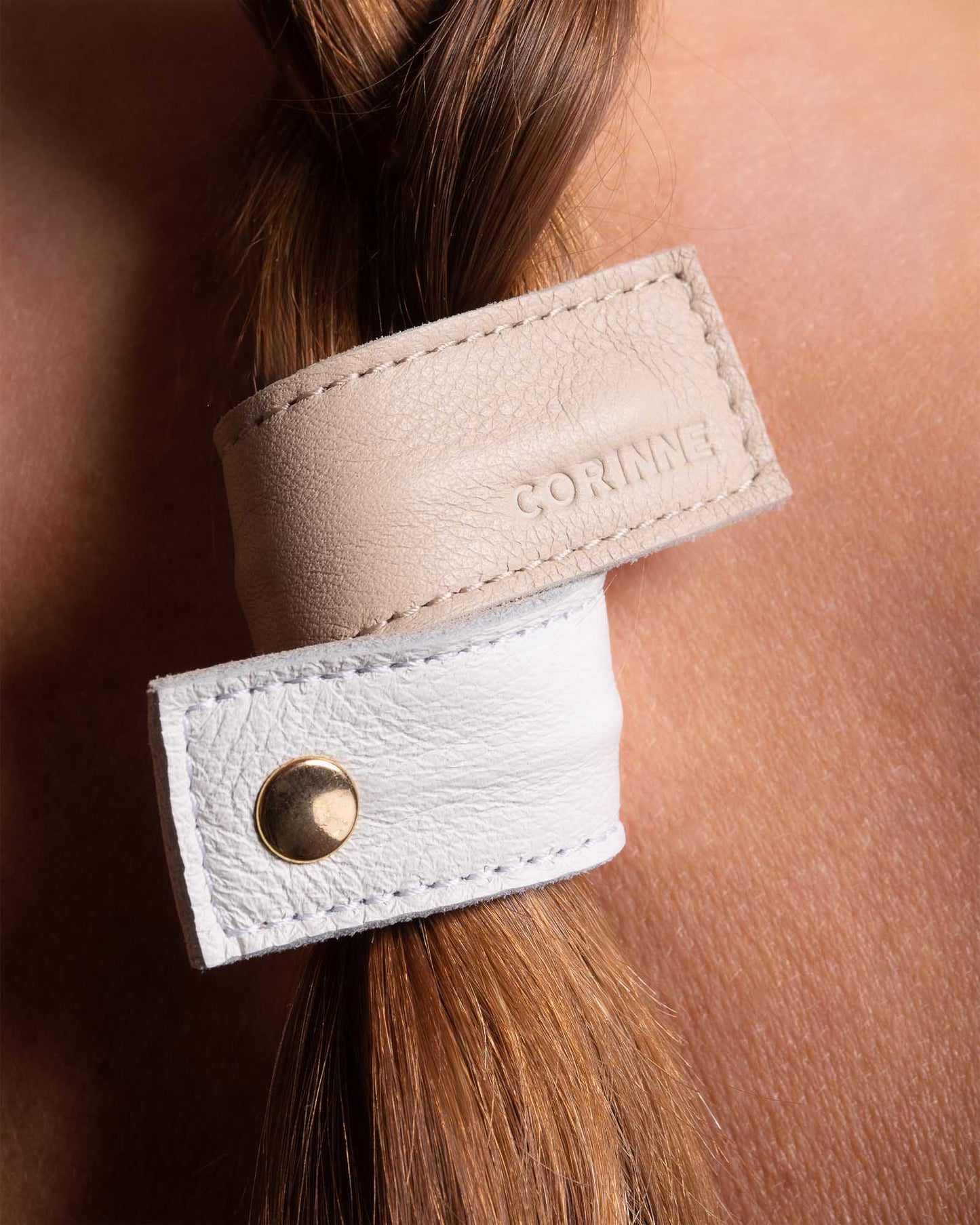 Leather Band Short Bendable two-colored White / Cream