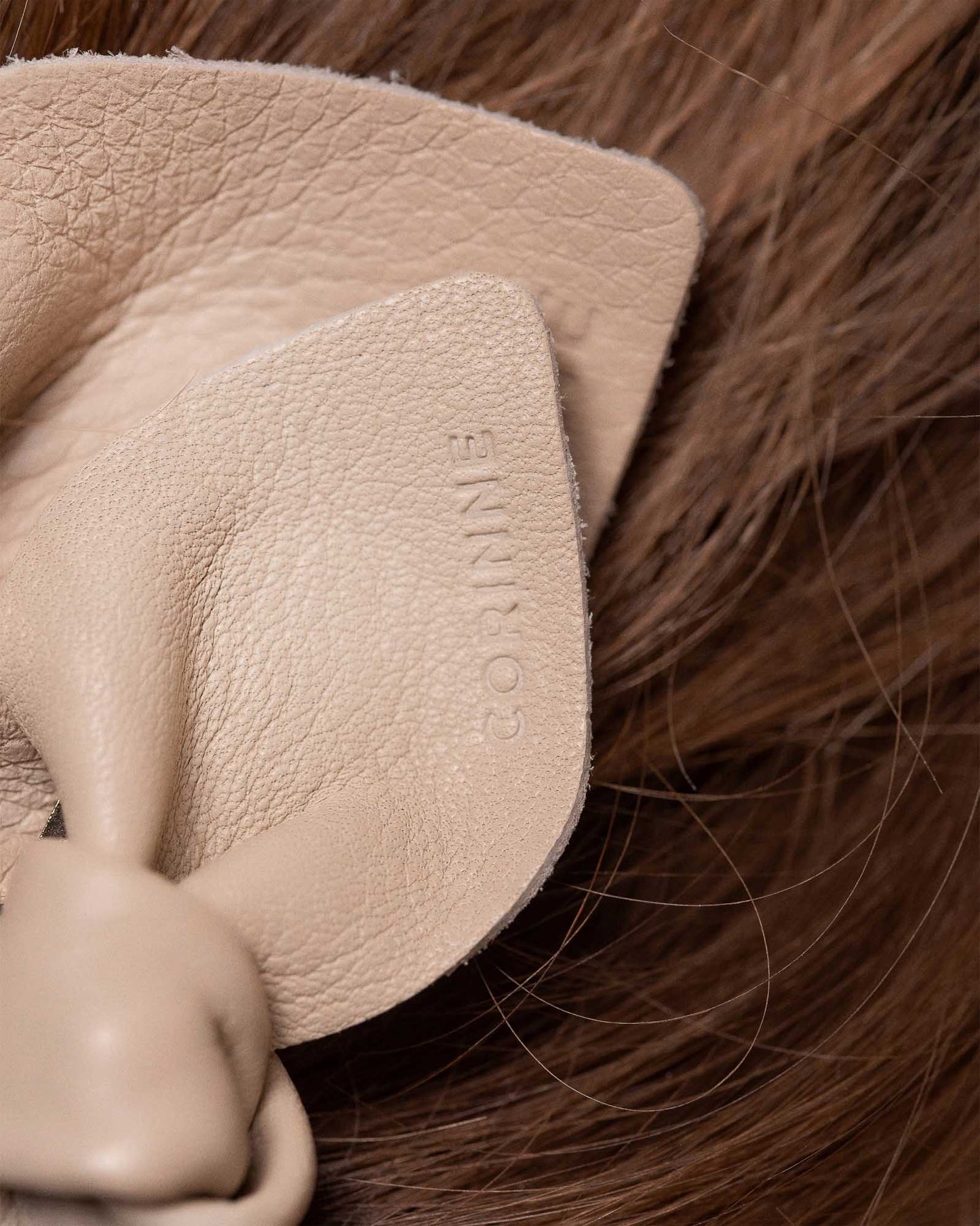 Leather Bow Big On Hair Clip Cream