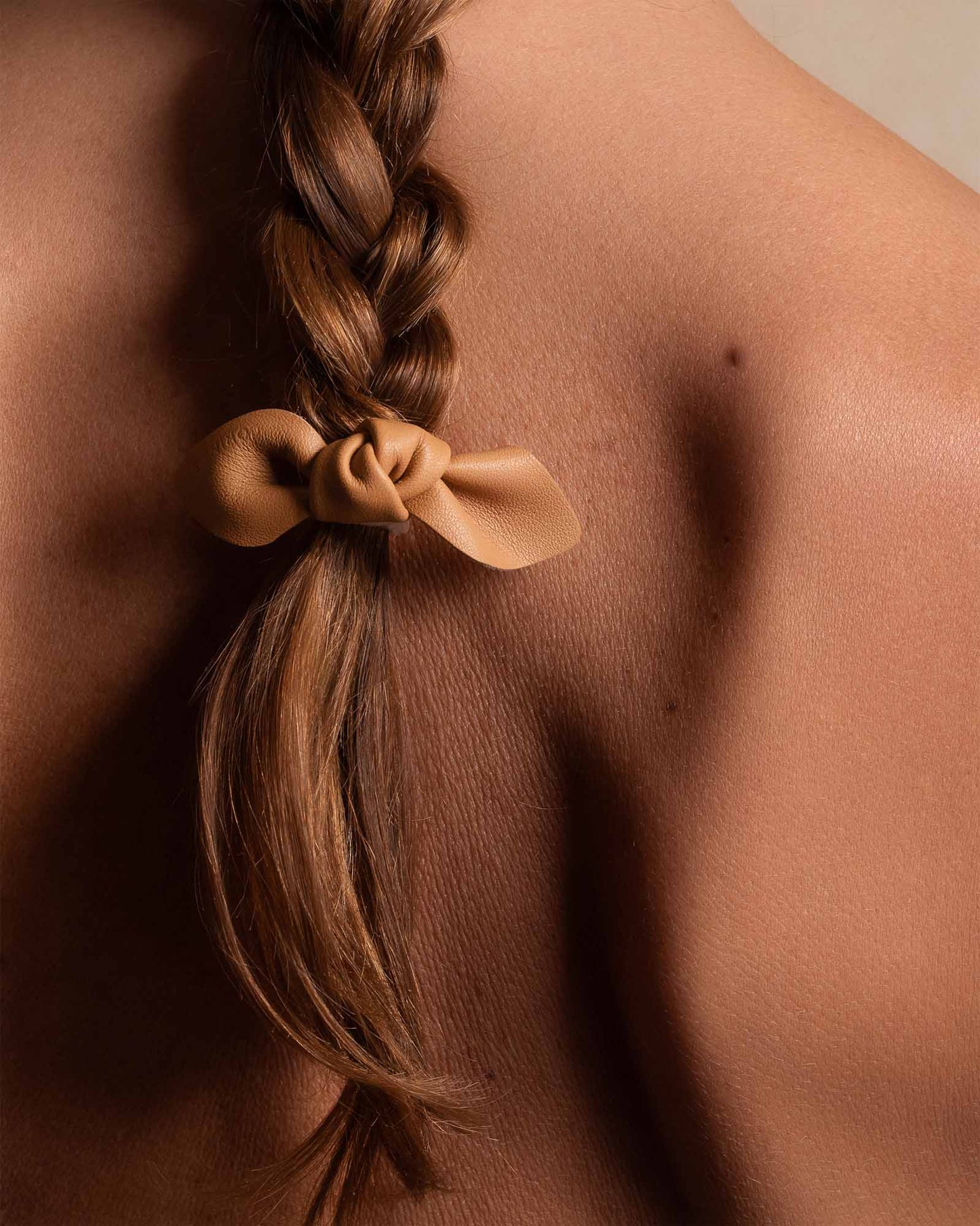 Leather Bow Small Hair Tie Camel