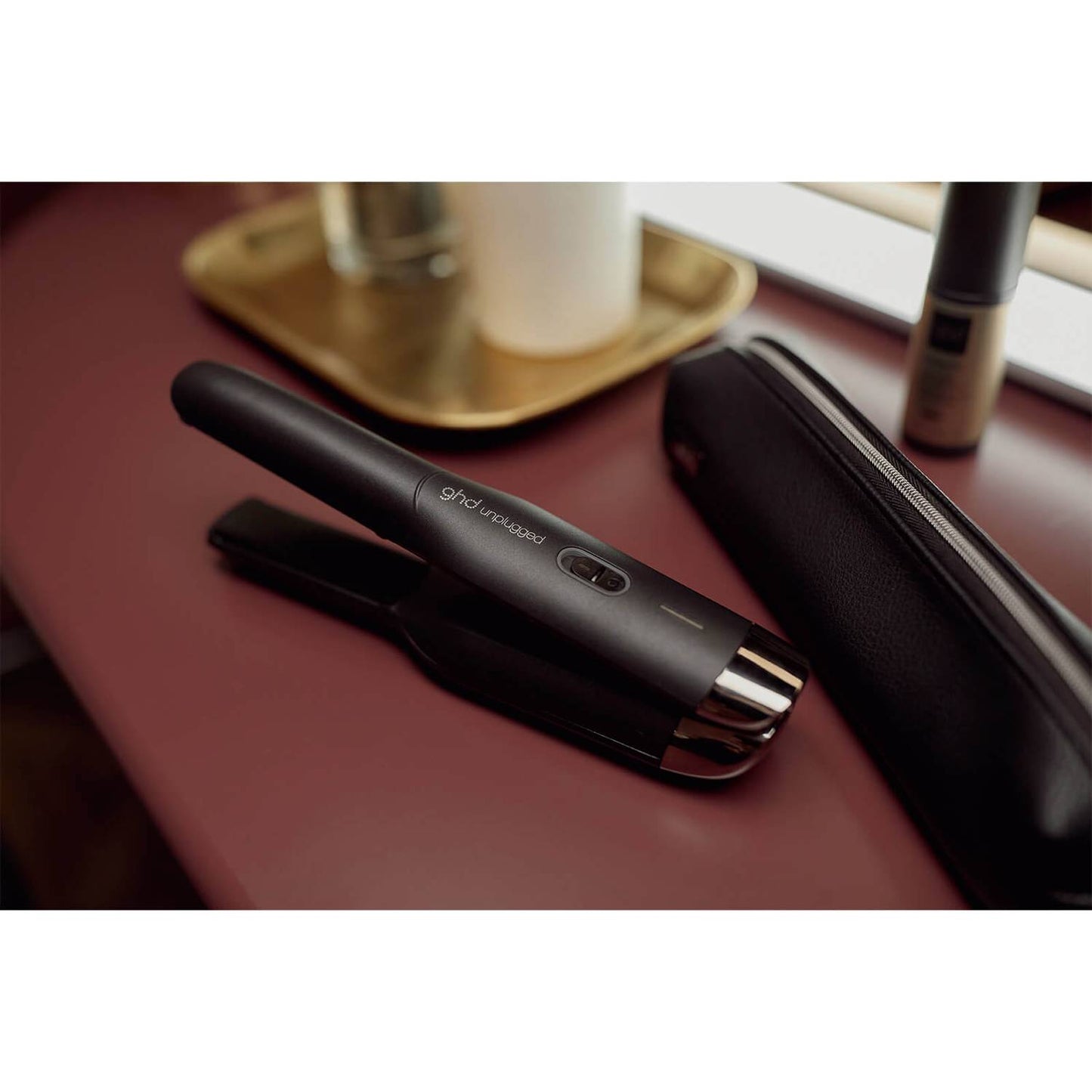 GHD unplugged styler black