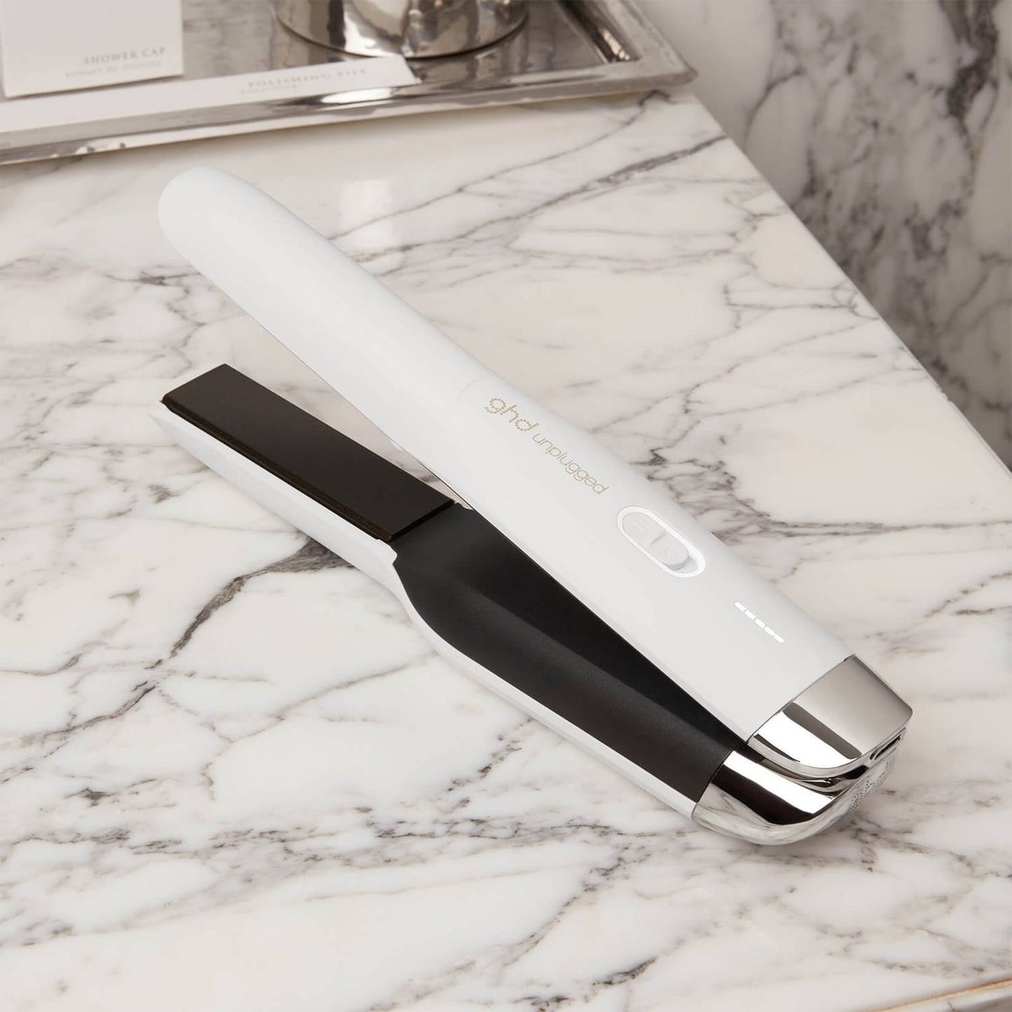 GHD unplugged styler white